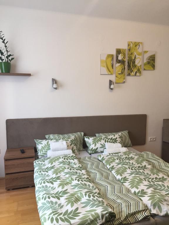 Weninger Studio Apartman Kiskunhalas Εξωτερικό φωτογραφία